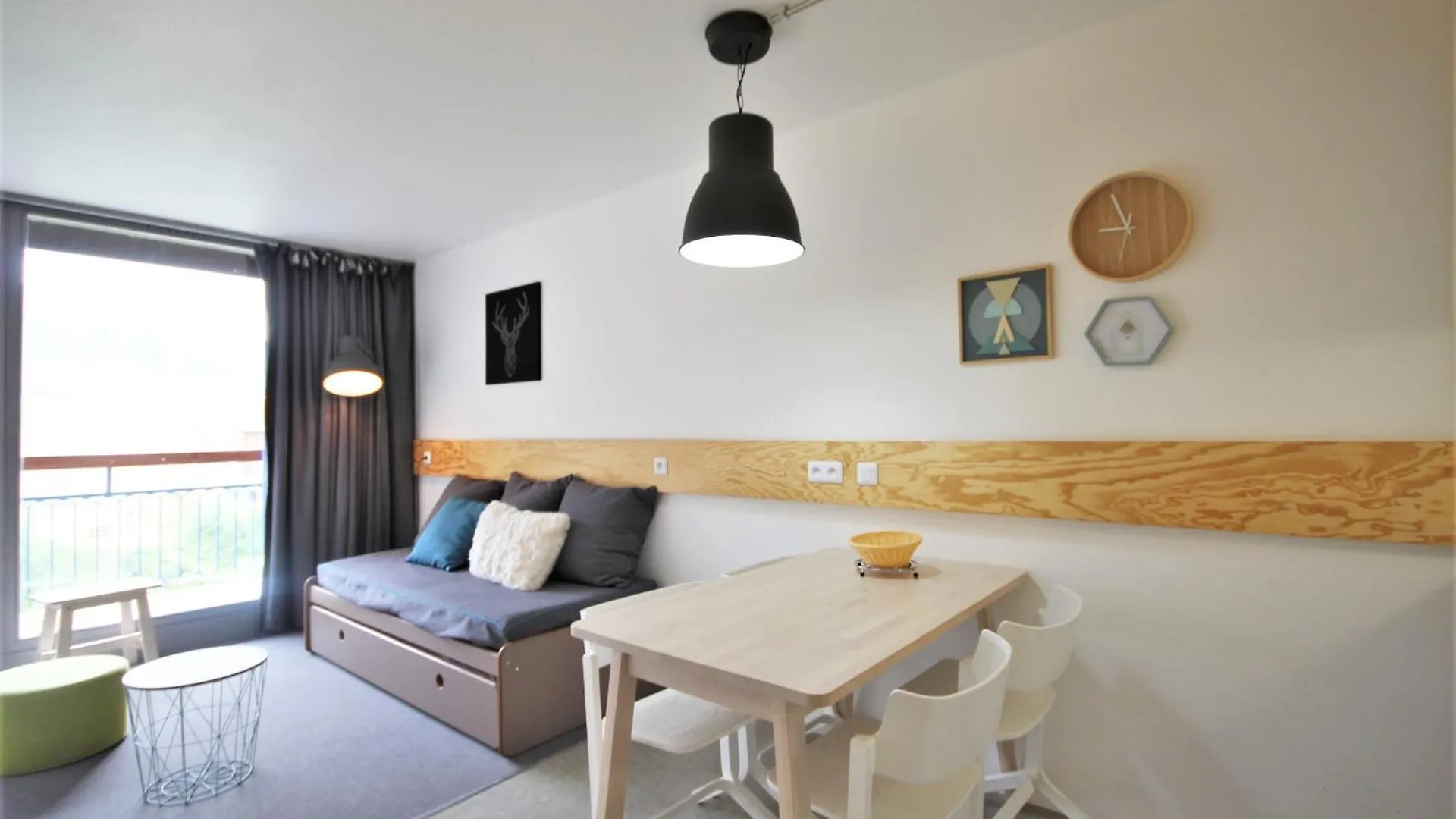 Les Arcs  Residence Varet 0*, Les Arcs (Savoie)